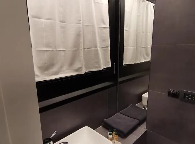 Hotel en barco La Dolce Vita House Boat