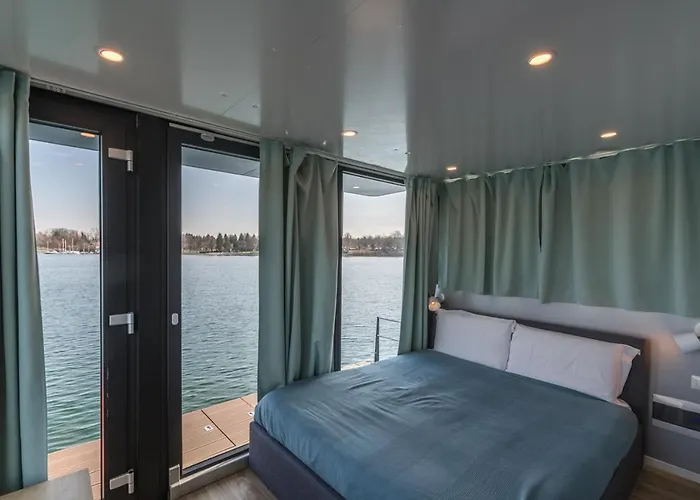 Hotel en barco La Dolce Vita House Boat *