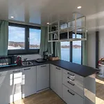 La Dolce Vita House Boat * Lisanza
